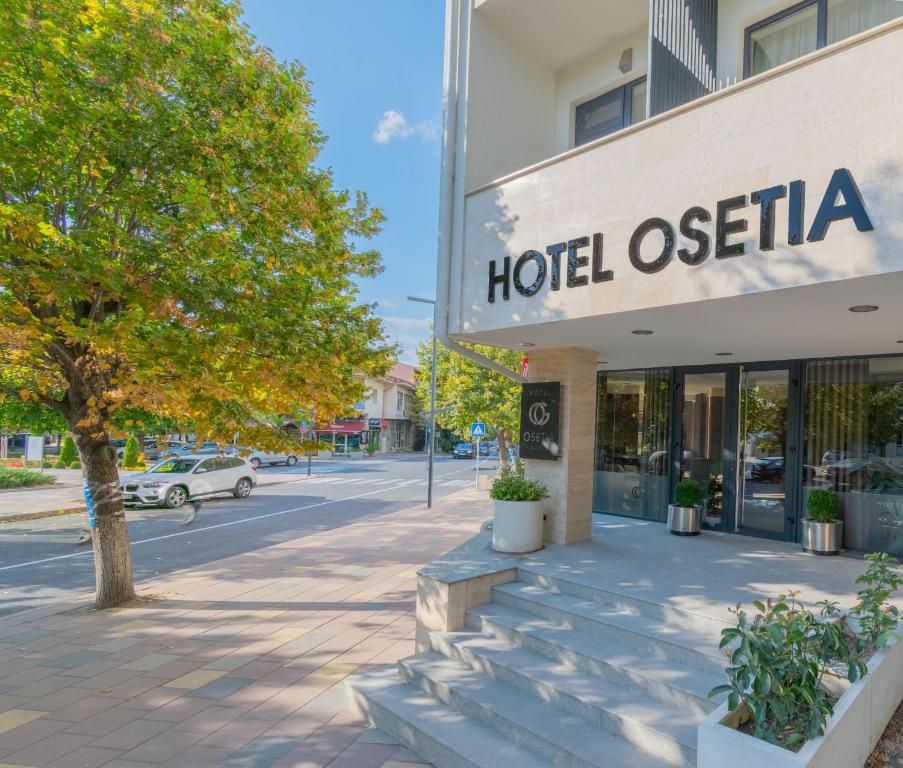 Hotel Osetia Garden - Momchilgrad