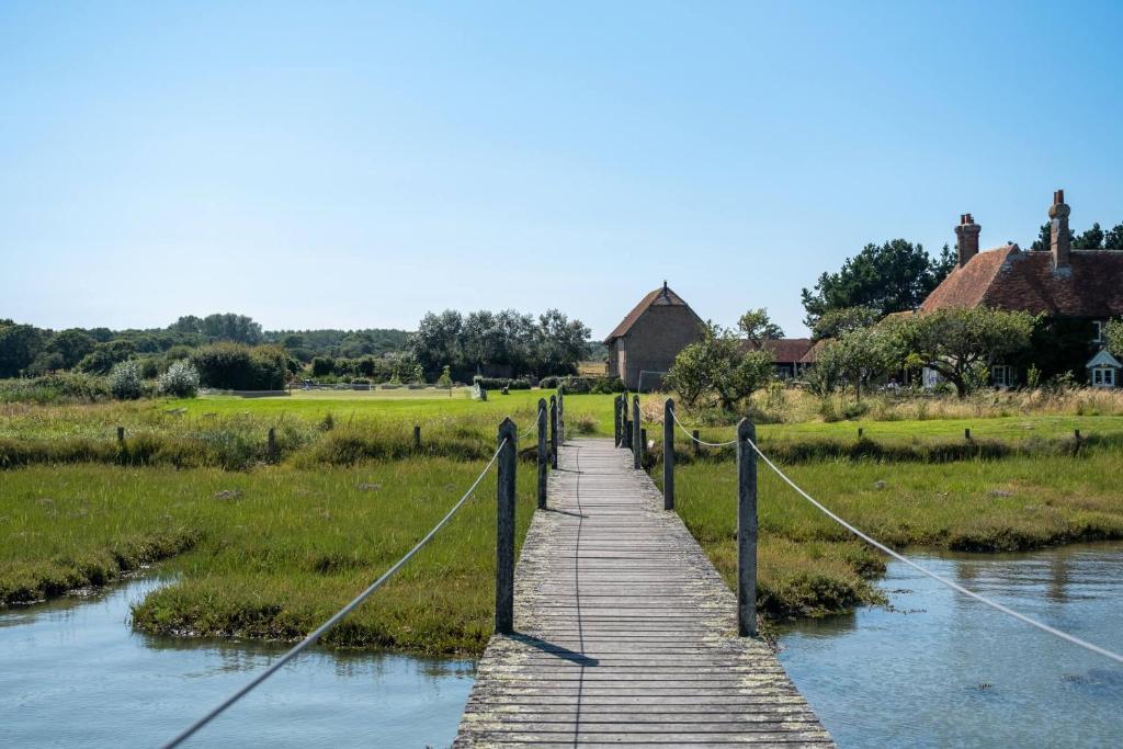Large Luxury Barn Conversion On The Beaulieu River - Isle of Wight