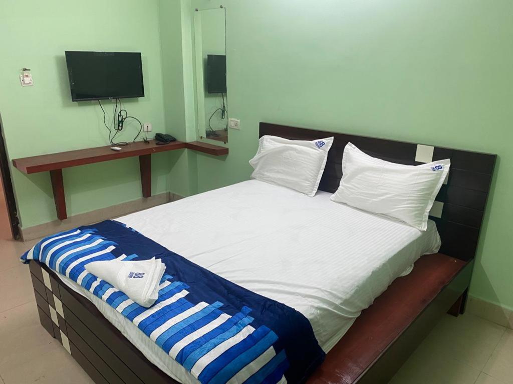 Arudra Budget Suites - Ongole