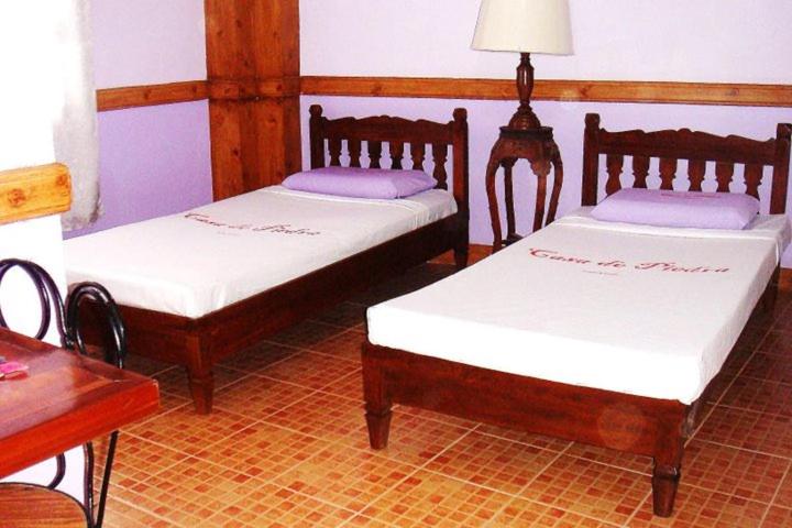 Twin Room In Casa De Piedra Pension House - Nabua