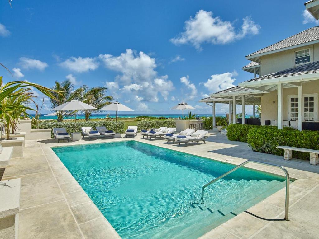 Larimar - Luxury Ocean Front Villa - 바베이도스