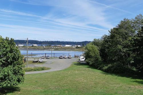 Campbell River Apartments and Condos For Rent cozycozy
