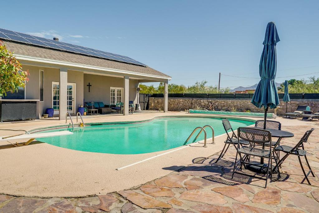 Las Cruces Home With Private Pool And Fire Pit! - Las Cruces, NM
