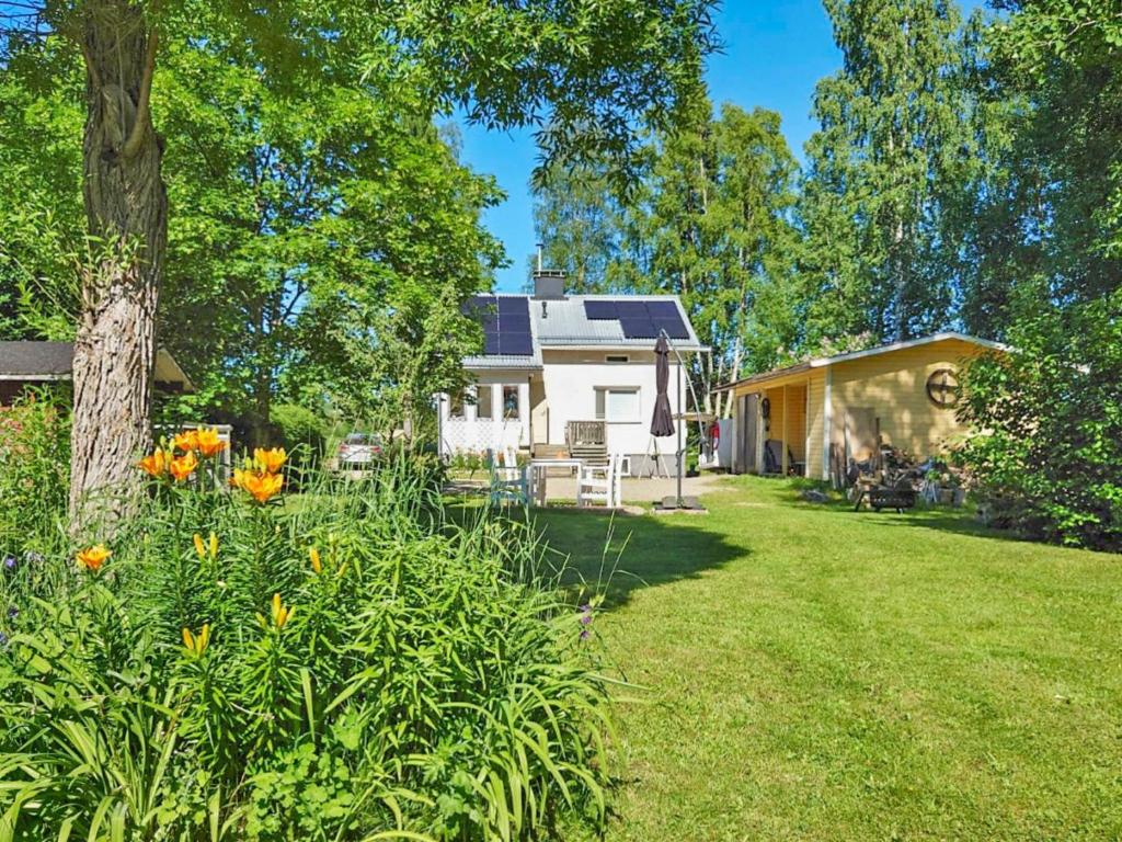 Holiday Home Leponiemi - Saarijärvi