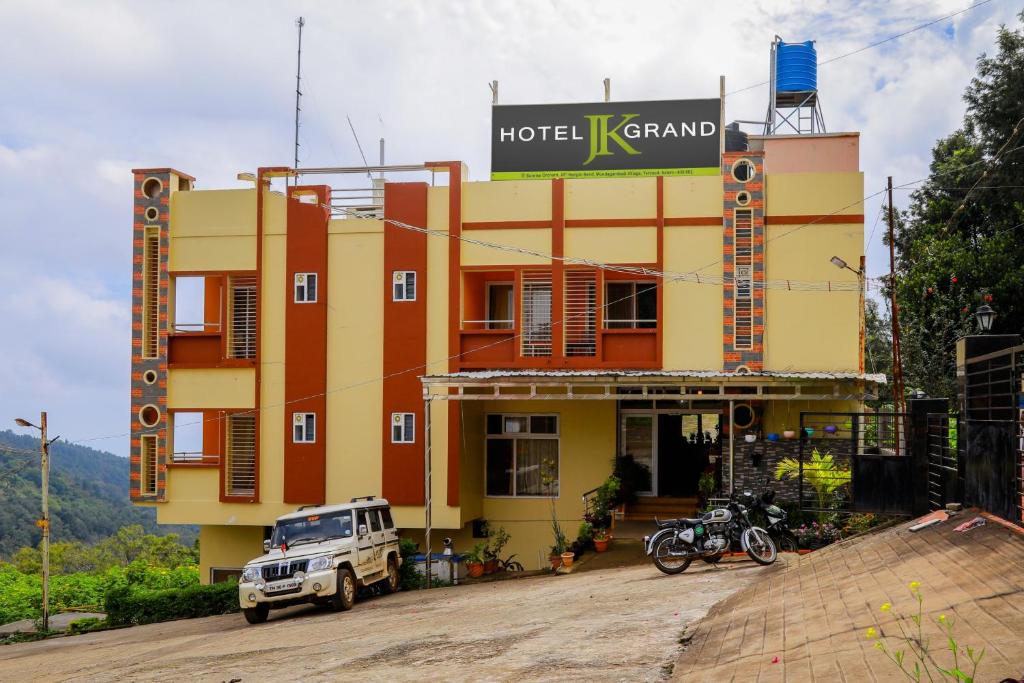 Hotel Jk Grand - Salem, Indien