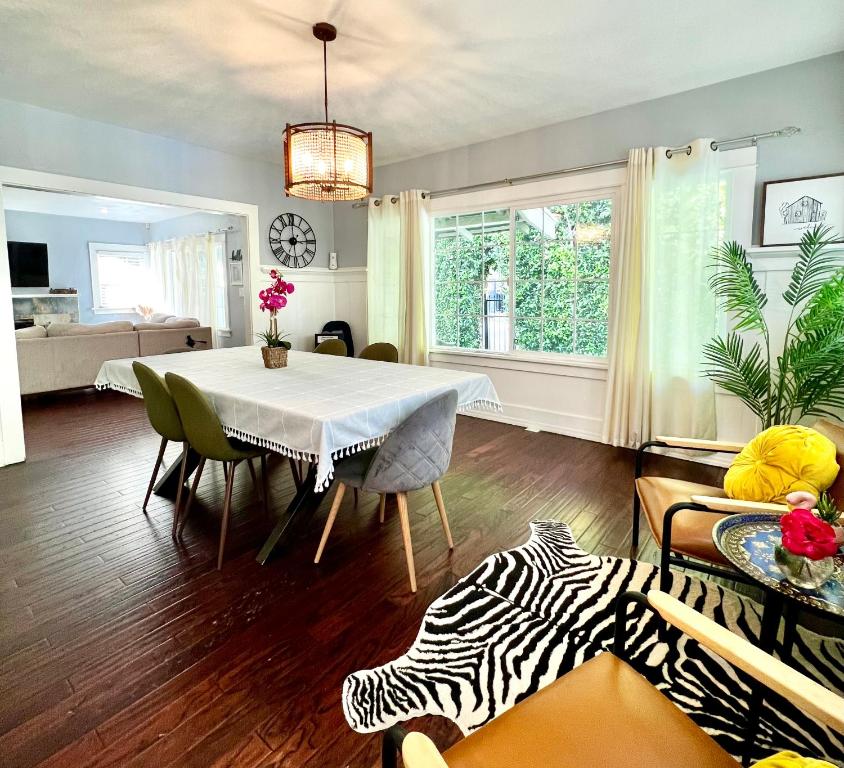 Hollywood House With Parking - Walk To Attractions - West Hollywood