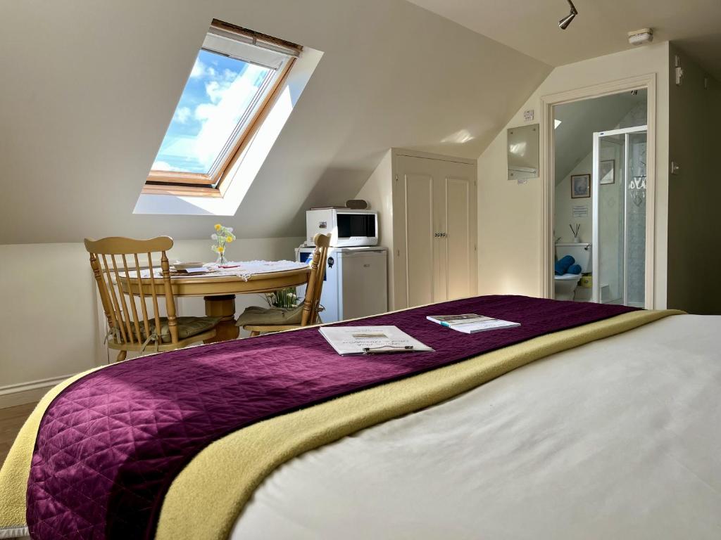 Priors Oak Bed & Breakfast - Private Studio - Dorset