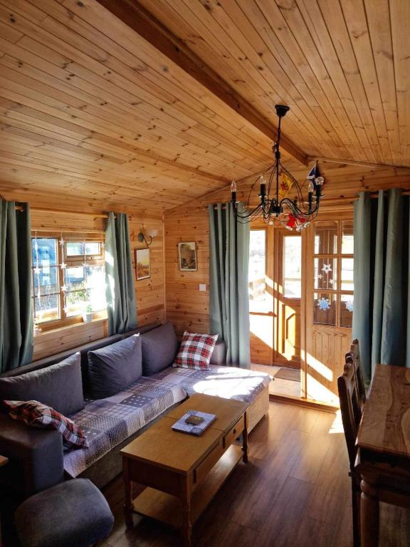 Unique Caravan With Outdoor Space Lodge - Ayrshire