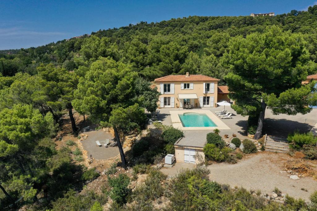 Provencal Villa With Pool And View - Tourtour