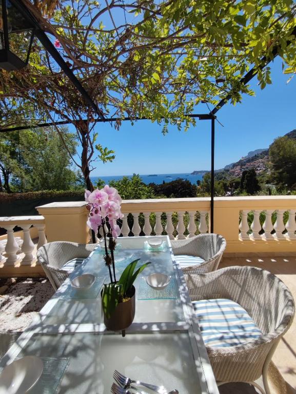 Appartement-villa Avec Splendide Vue Mer 5 Minutes Des Plages - Monte-Carlo
