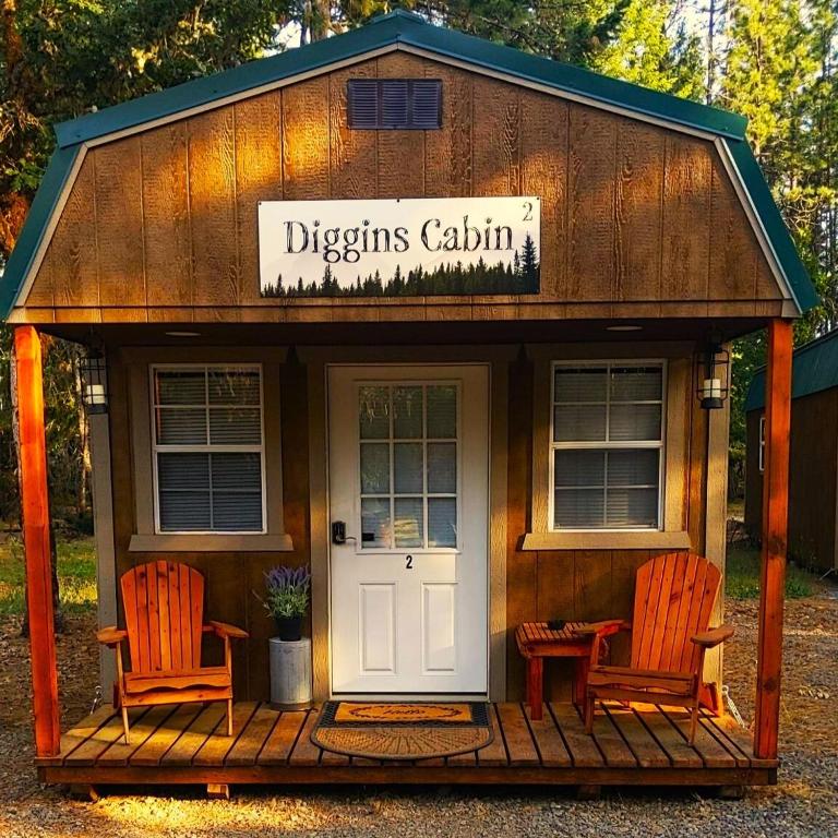 Diggins Cabin 2 - Cave Junction, OR