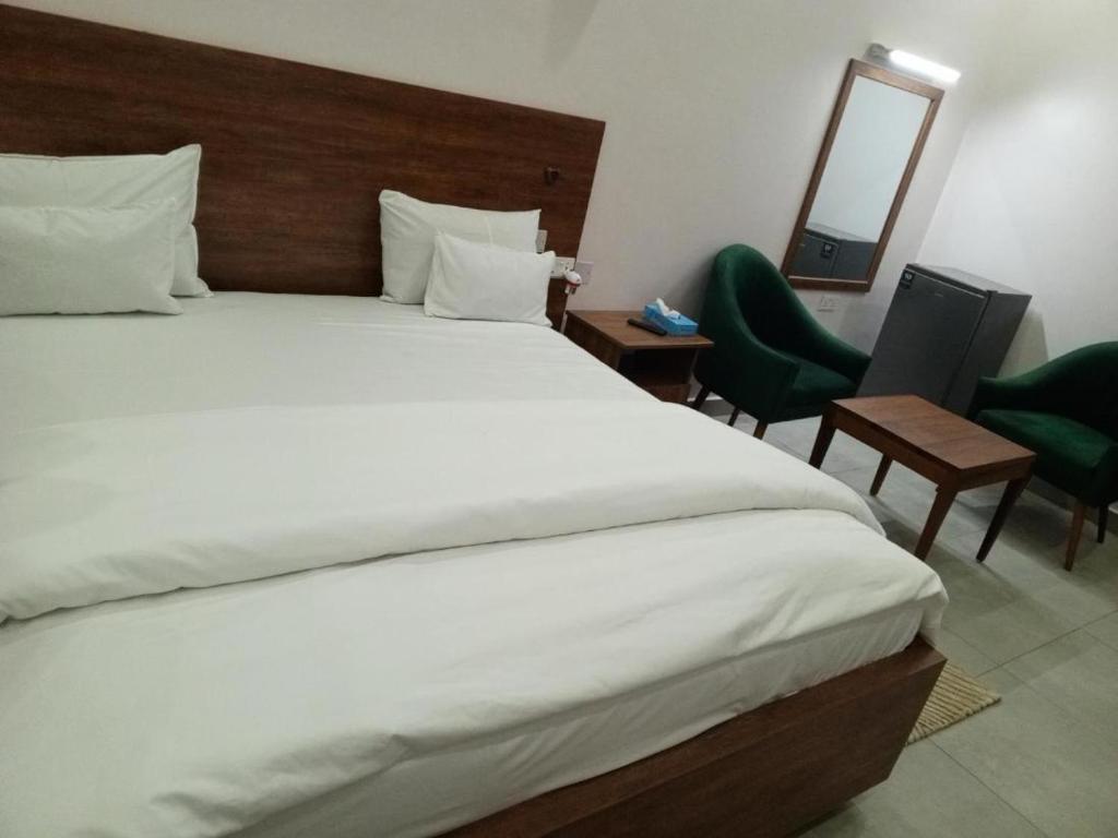 Room In Bb - Ally Ngali Motel Kigali-rwanda - Rwanda