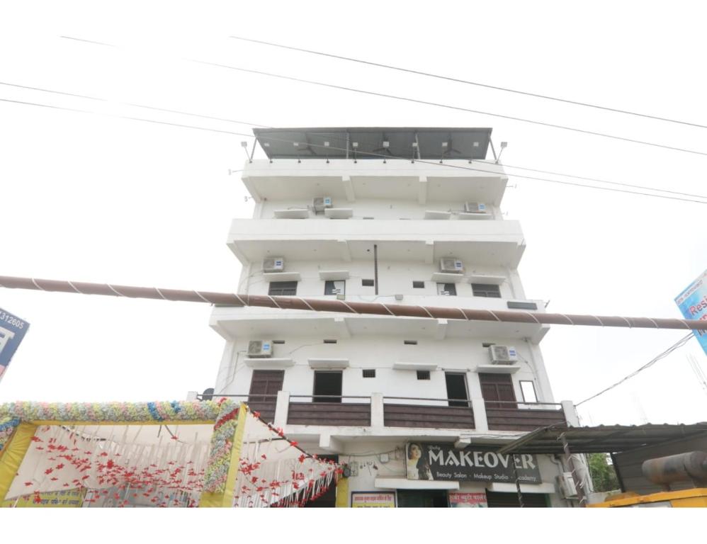 Hotel Sri Vishnu Utsav Bhawan, Bettiah - Bettiah