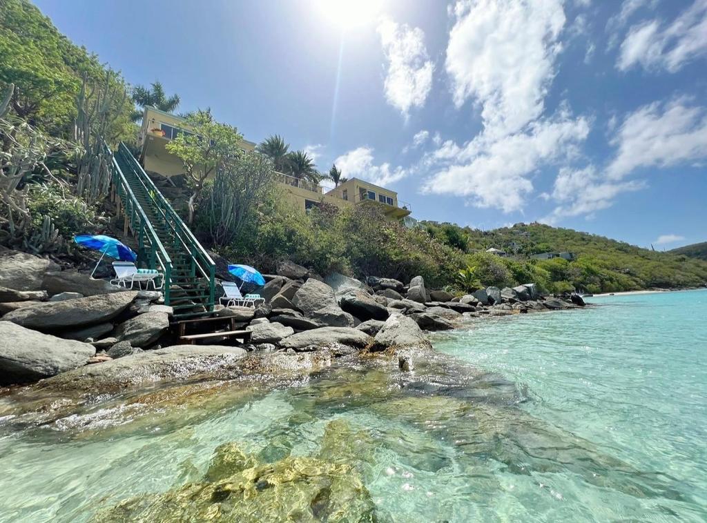 Sailfish Villa Luxury Beachfront Estate Magens Bay - U.S. Virgin Islands