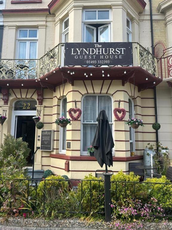 The Lyndhurst Guest House - 大雅茅斯