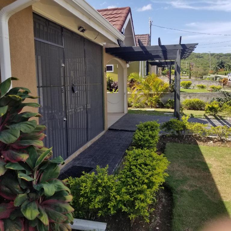 Meerblick-villa In Stonebrook Manor, Falmouth, Trelawny, Jamaika - Jamaika