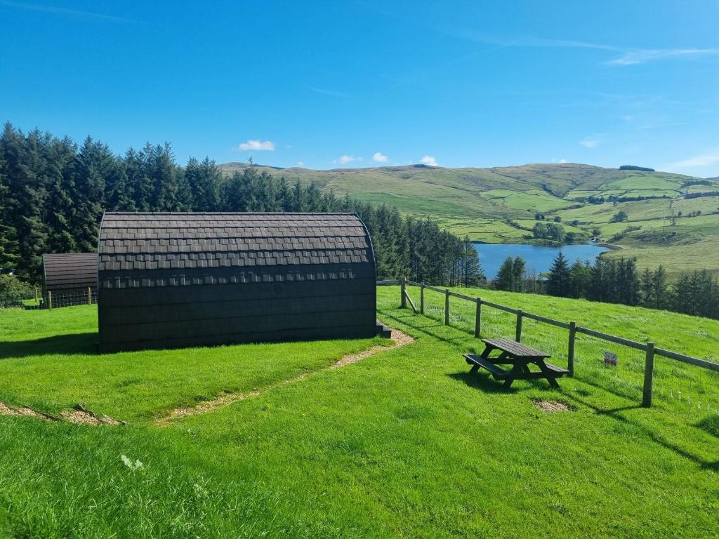 Forester's Retreat Glamping - Cambrian Mountains View - Gwynedd