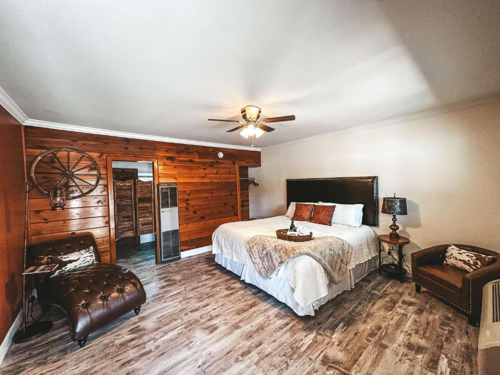 Woody Mountain Bed & Breakfast - Flagstaff, AZ