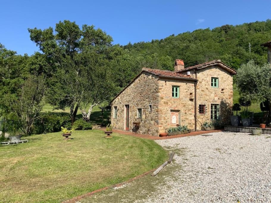 Casa In Pietra Bio Architetture/bio Stone House - Prato, Italia