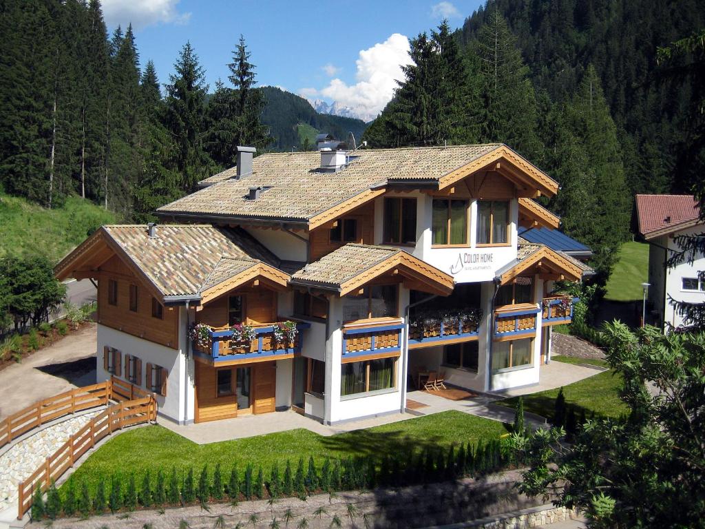 Color Home Suite Apartments - Trentino-Alto Adige