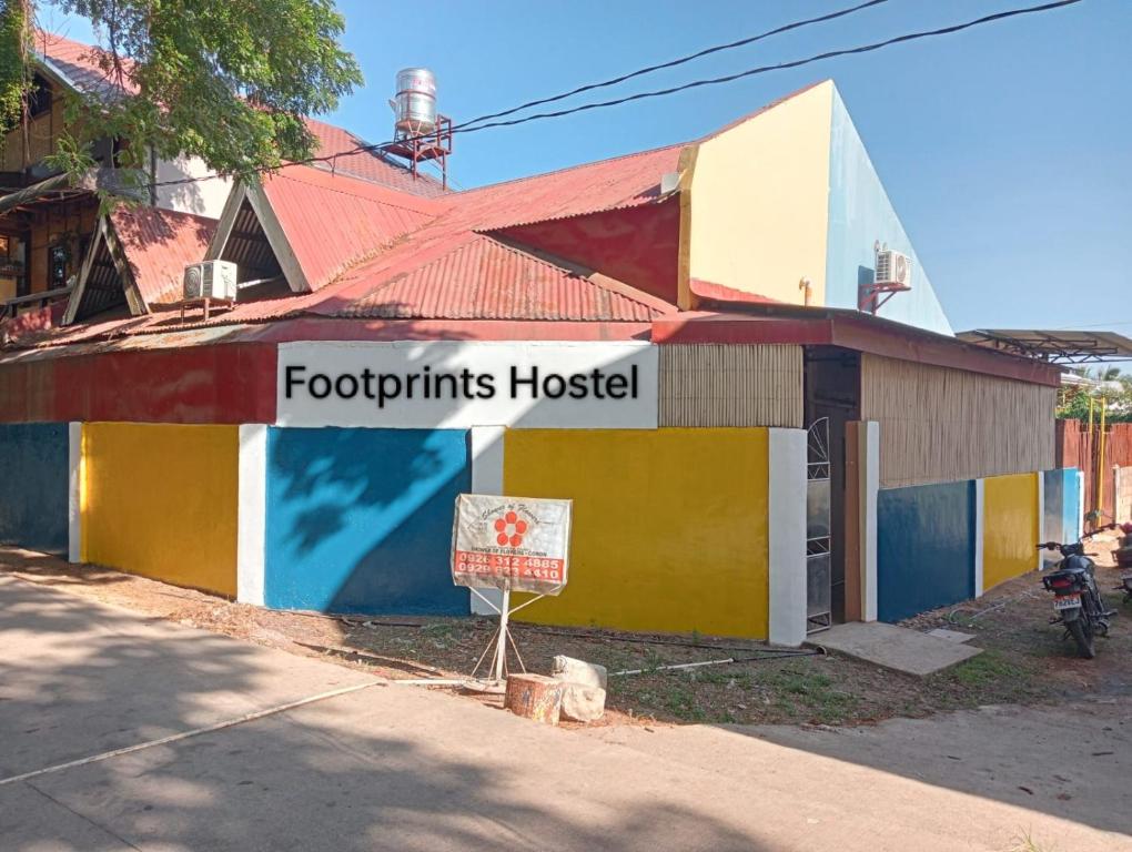 Footprints Hostel - Coron