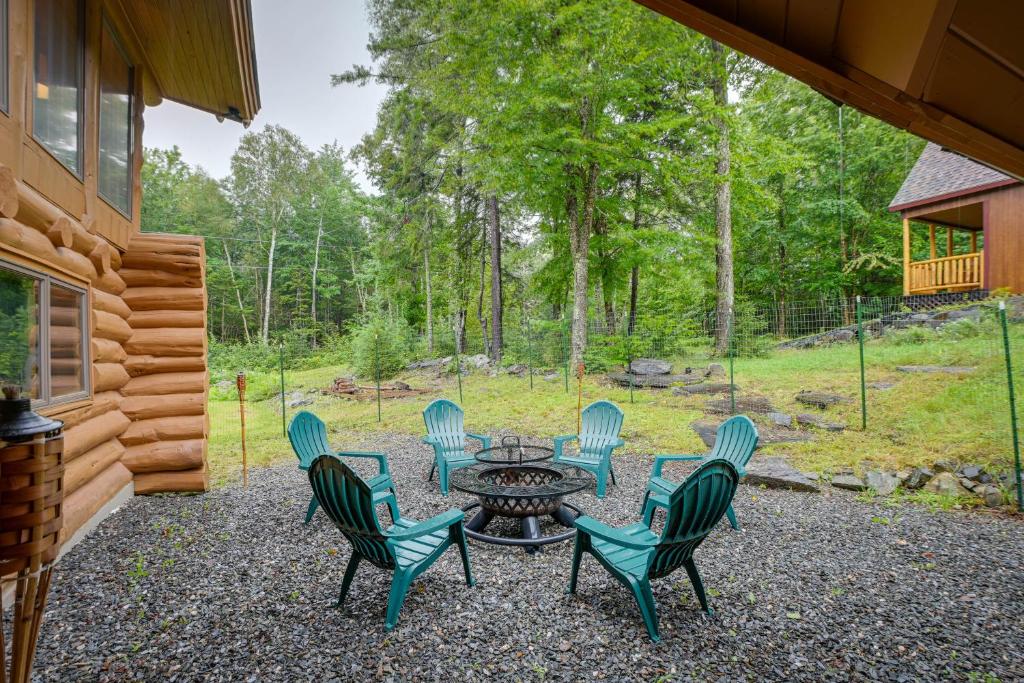 Secluded Greenville Cabin Walk To Moosehead Lake! - Lily Bay State Park, Beaver Cove