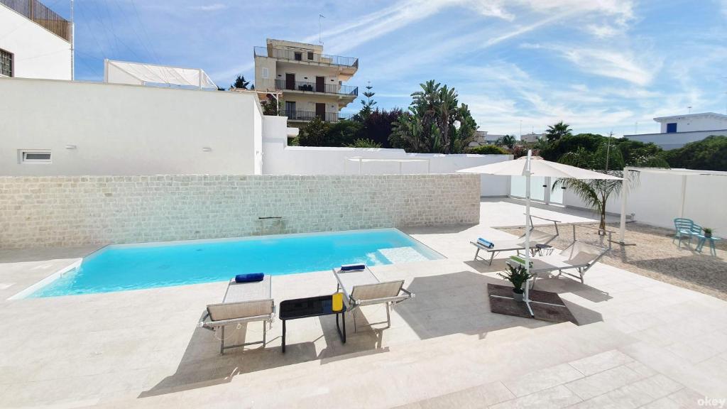 Villa Mediterranea Apartments - Seaview, Pool & Garden - Palese