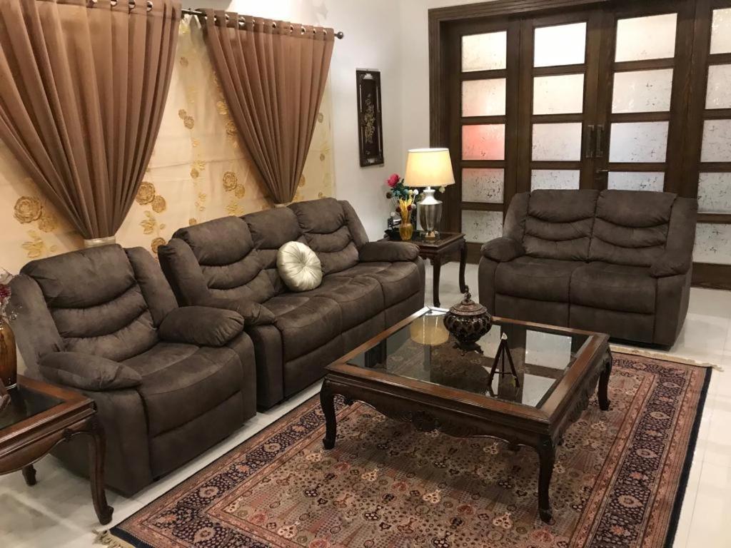 Mjs Entire New Designer House, 5 Br, 13 Bed, 2 Living, Reclining Sofas, Italian Kitchen, 6 Bath, Garage, Side Garden At Prime Location Of Bahria Town, Islamabad - Islamabad