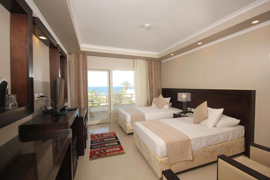 Salvatore Room With Breakfast-al Mamoura Sea View - Alexandria
