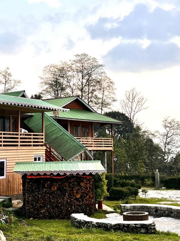Log Cabin In The Woods - Sikkim