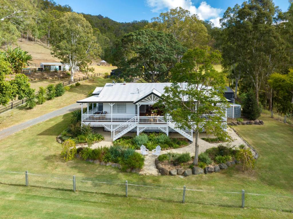 The Stables Luxury Country Escape - Beaudesert
