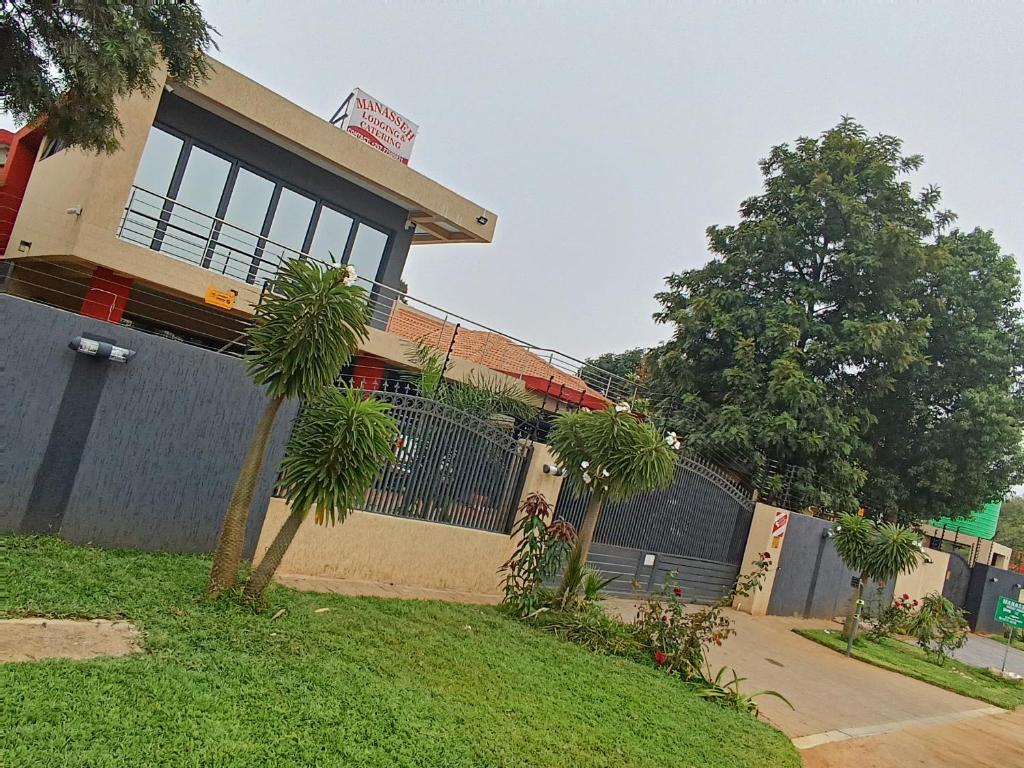 Manasseh Guesthouse - Gaborone