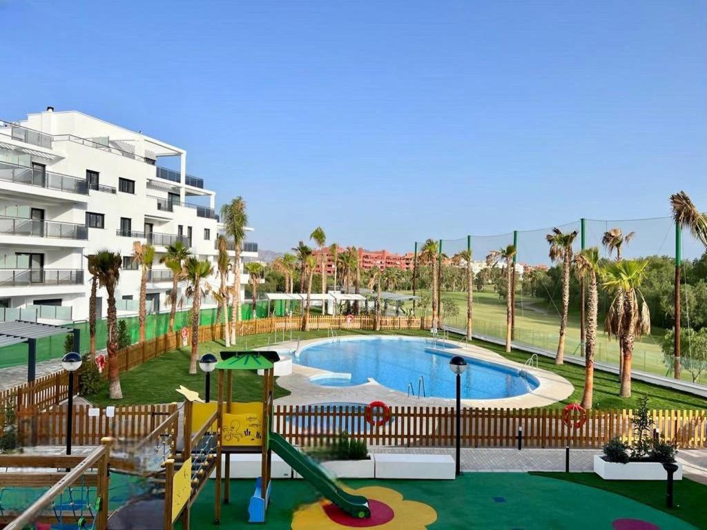 Lush Apartment With Gym In Motril Playa - Motril