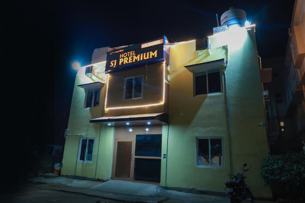 Hotel Sj Premium - Bhubaneswar