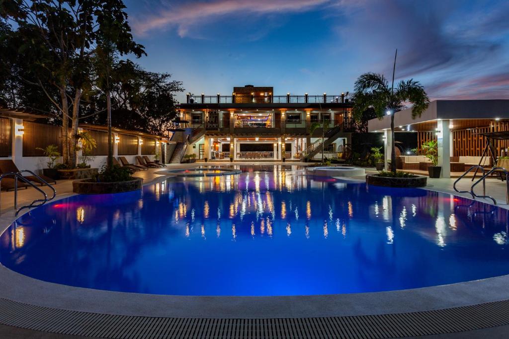 Greenridge Resort - Candelaria, Philippines