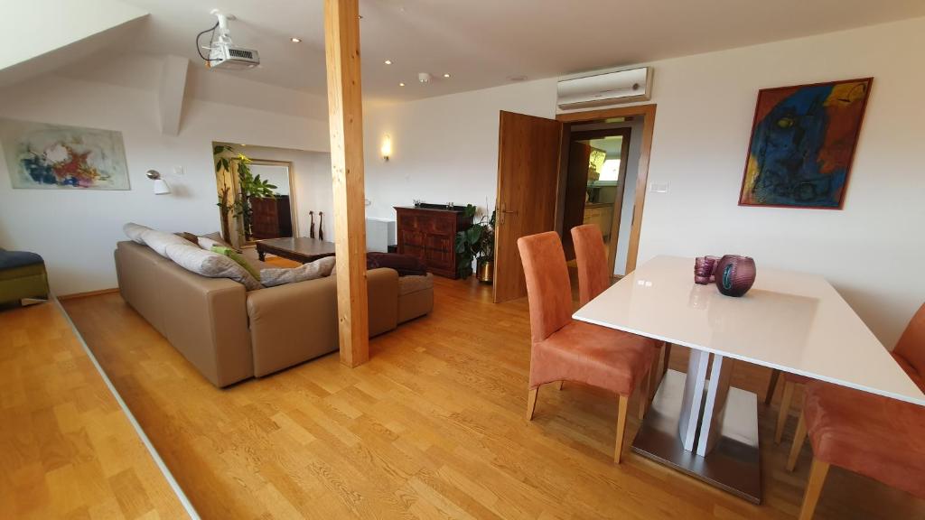 Lakeside Hills Apartment, Appartement - Wörthersee