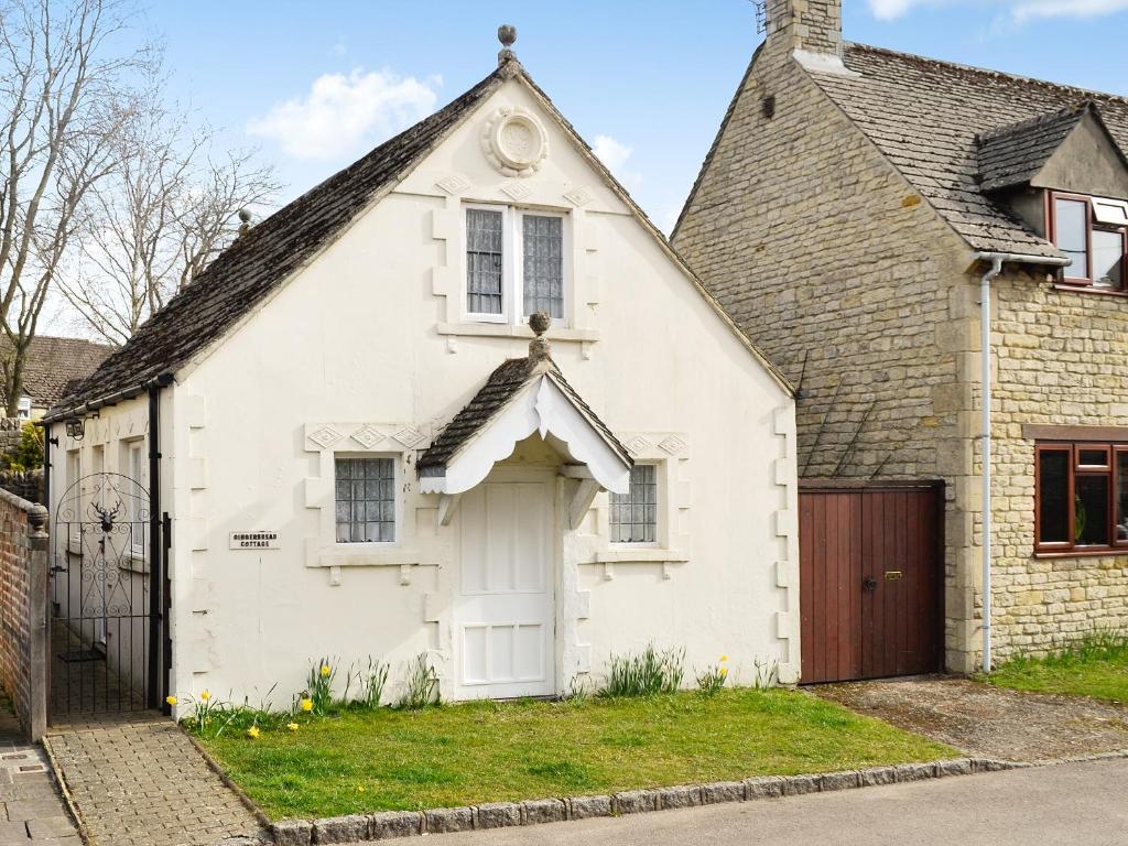 Gingerbread Cottage - Lechlade-on-Thames