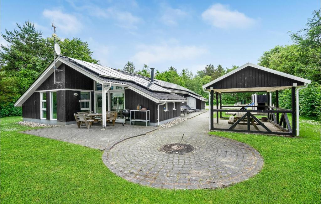 Beautiful Home In Oksbl With 4 Bedrooms, Private Swimming Pool And Indoor Swimming Pool - Oksböl