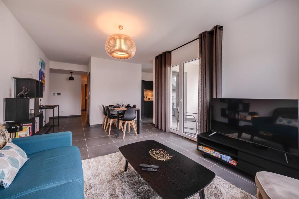 Le 305 - T3 With Garage And Beautiful Terrace - Annecy-le-Vieux