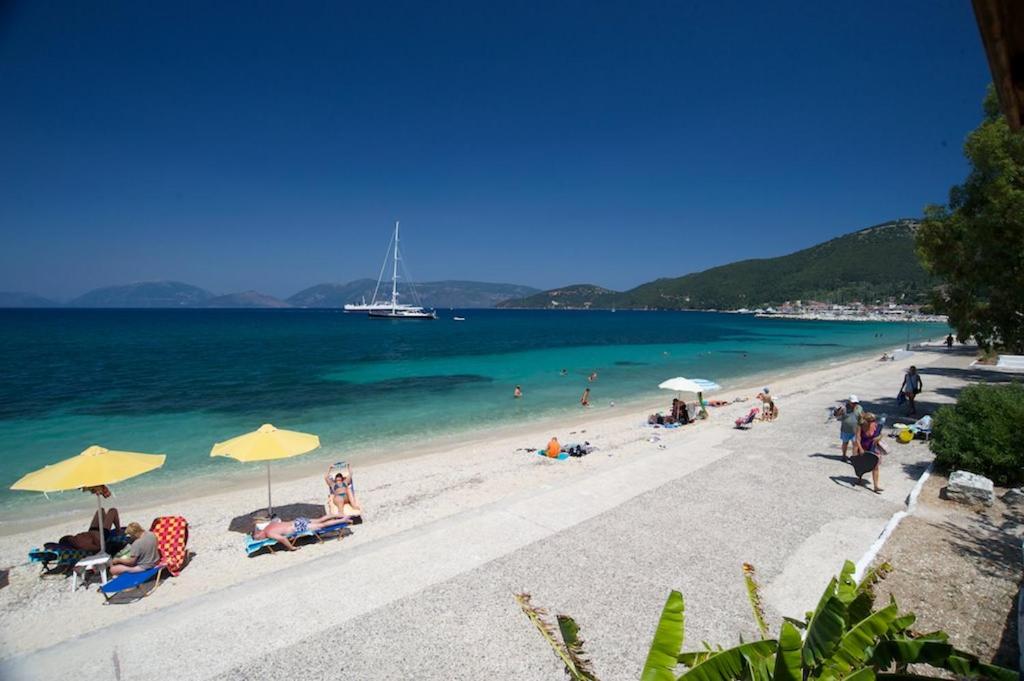 Happy Camp Mobile Homes In Camping Karavomilos Beach - Cephalonia