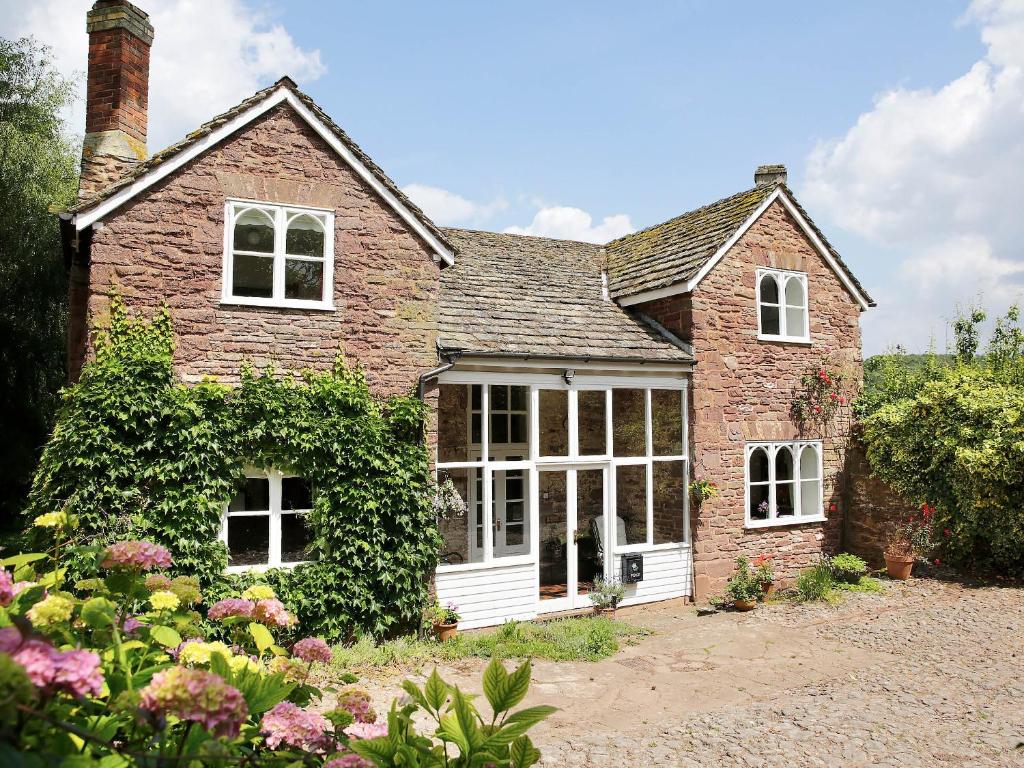 Coach House - Herefordshire