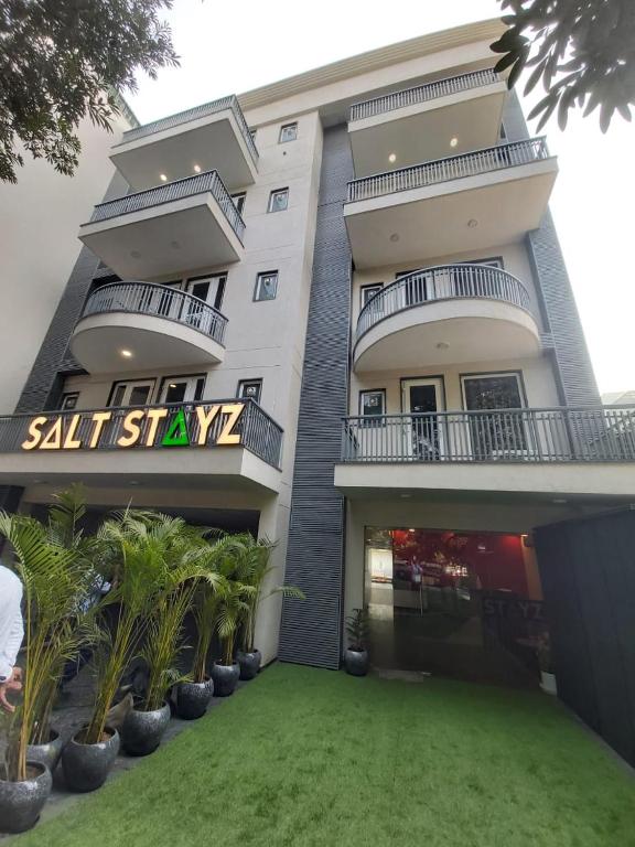 Saltstayz Hotel Huda City Center - Gurugram