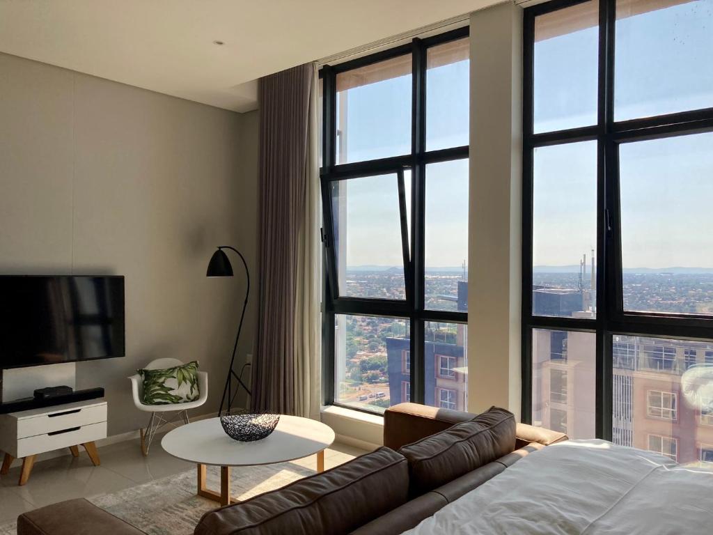 Urban Awe Apartment: Itowers 21st Floor - Gaborone