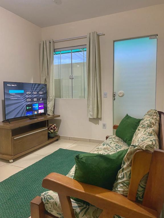 Casa Aconchegante E Charmosa à 6 Min Da Praia - Ar Condicionado - Wifi 600mb - Netflix - Globoplay - Cozinha Completa - Rio das Ostras