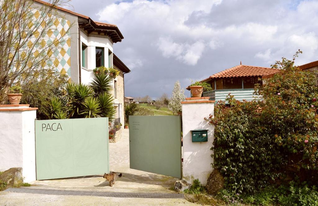 Paca Casa Rural. Arts And Landscape In Asturias - Gijón