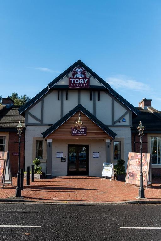 Toby Carvery Strathclyde, M74 J6 By Innkeeper's Collection - Strathaven