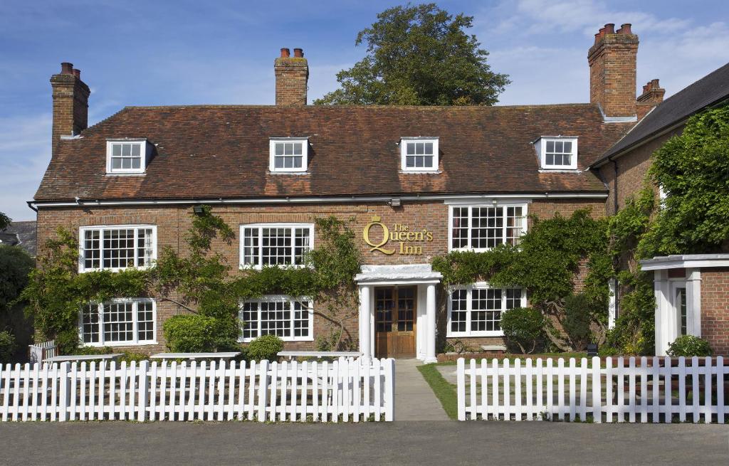 The Queen's Inn - East Sussex