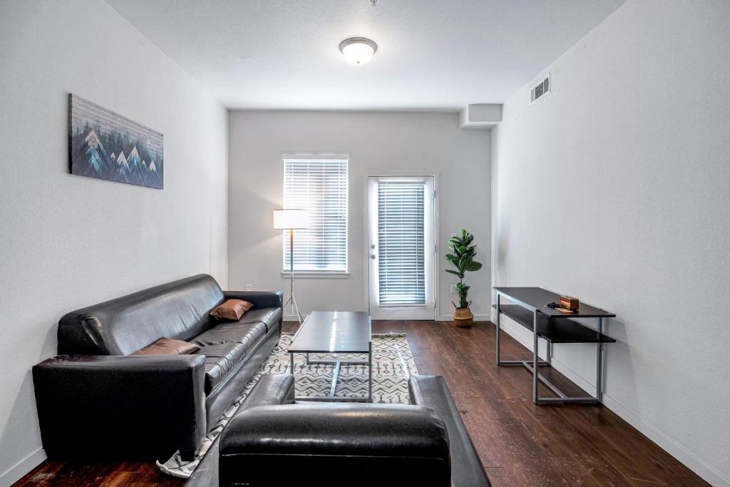 Convenient 3bdrm Apartment In The Heart Of Greeley - 그릴리