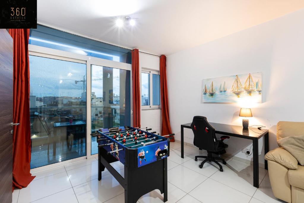 Central 3br & 3bath - Table Soccer And Comfy Beds By 360 Estates - Malta International Airport (MLA)