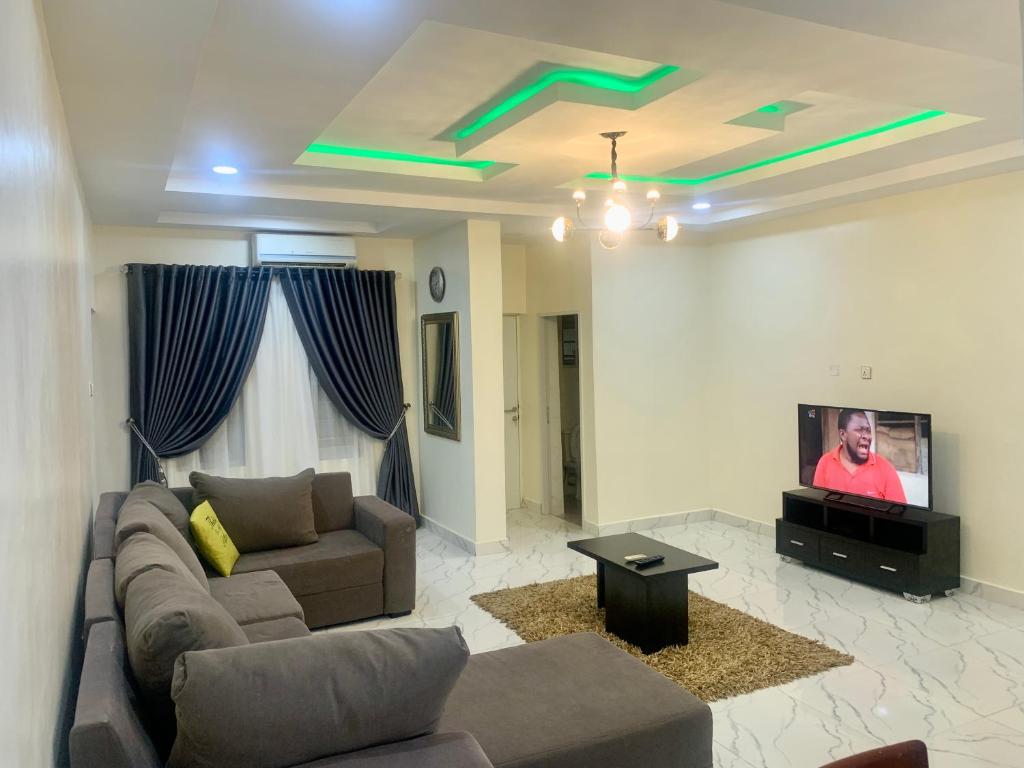 Cozy 2 Bedroom Apt With Free Wifi - Konar Apartments - Abuja